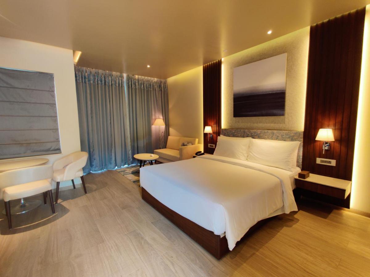 Radisson Blu Resort 비사카파트남 외부 사진